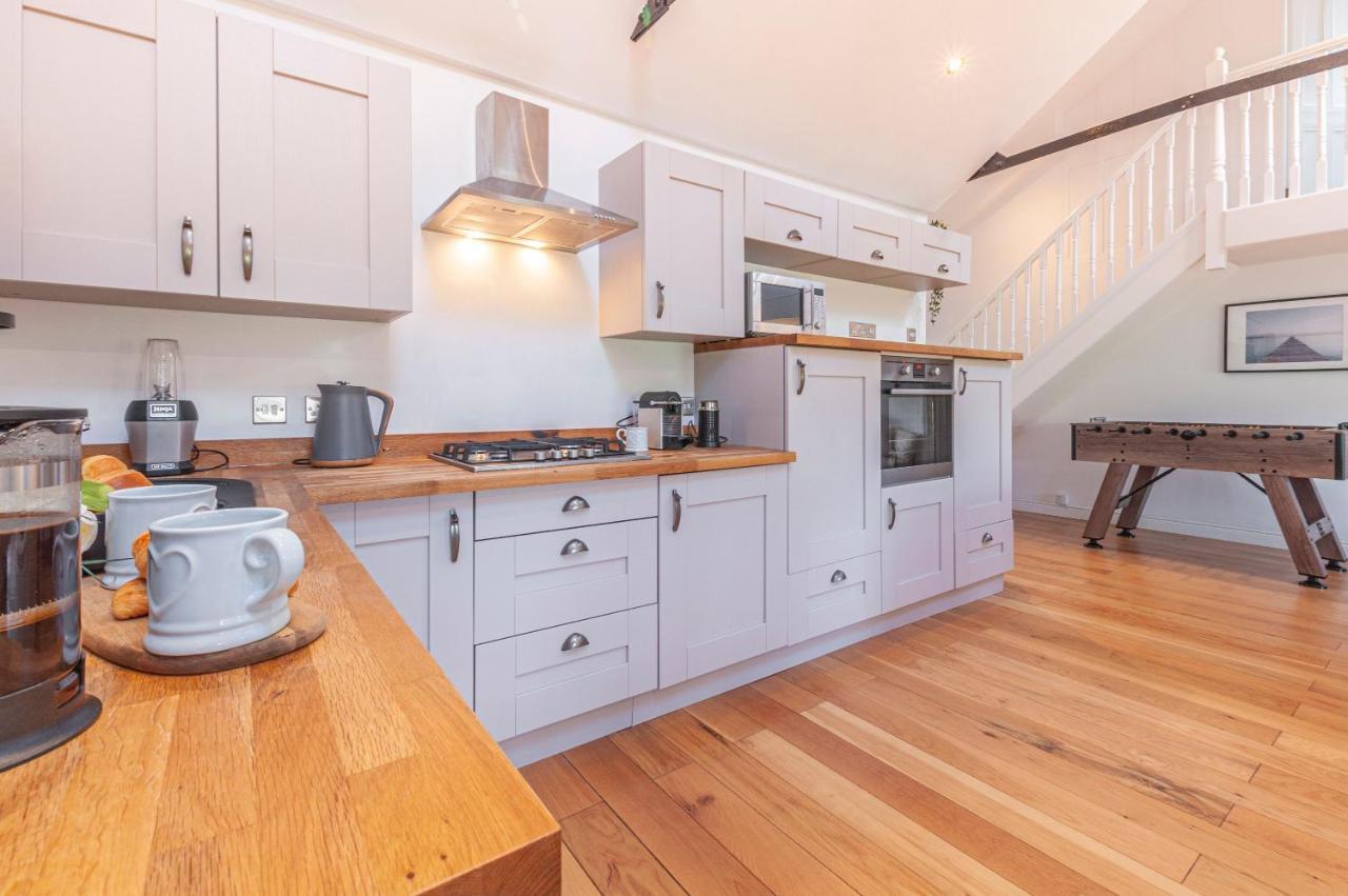 Apartment The Mews, Millfields, Centre By Pure B *