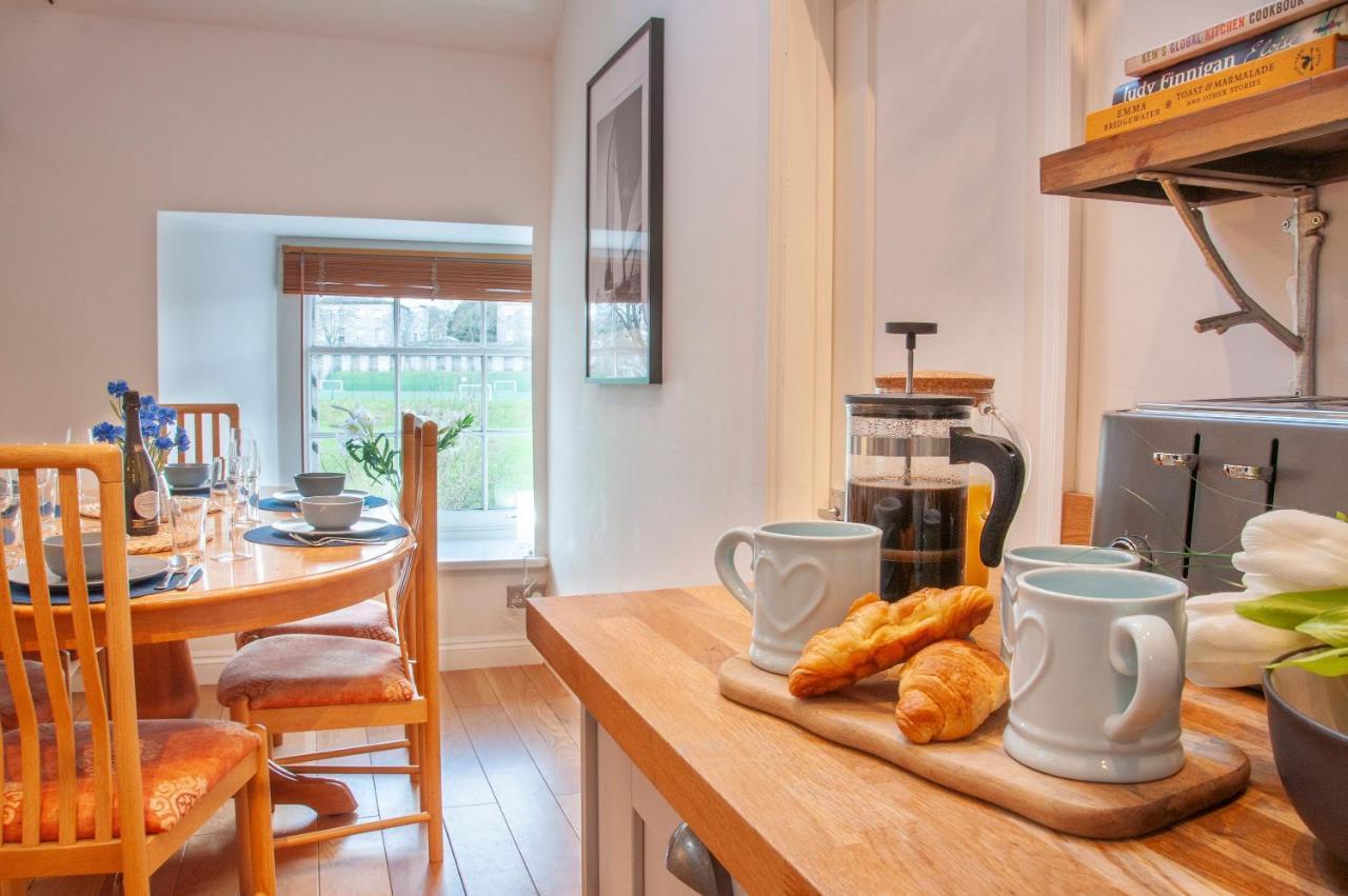 Apartment The Mews, Millfields, Centre By Pure B *